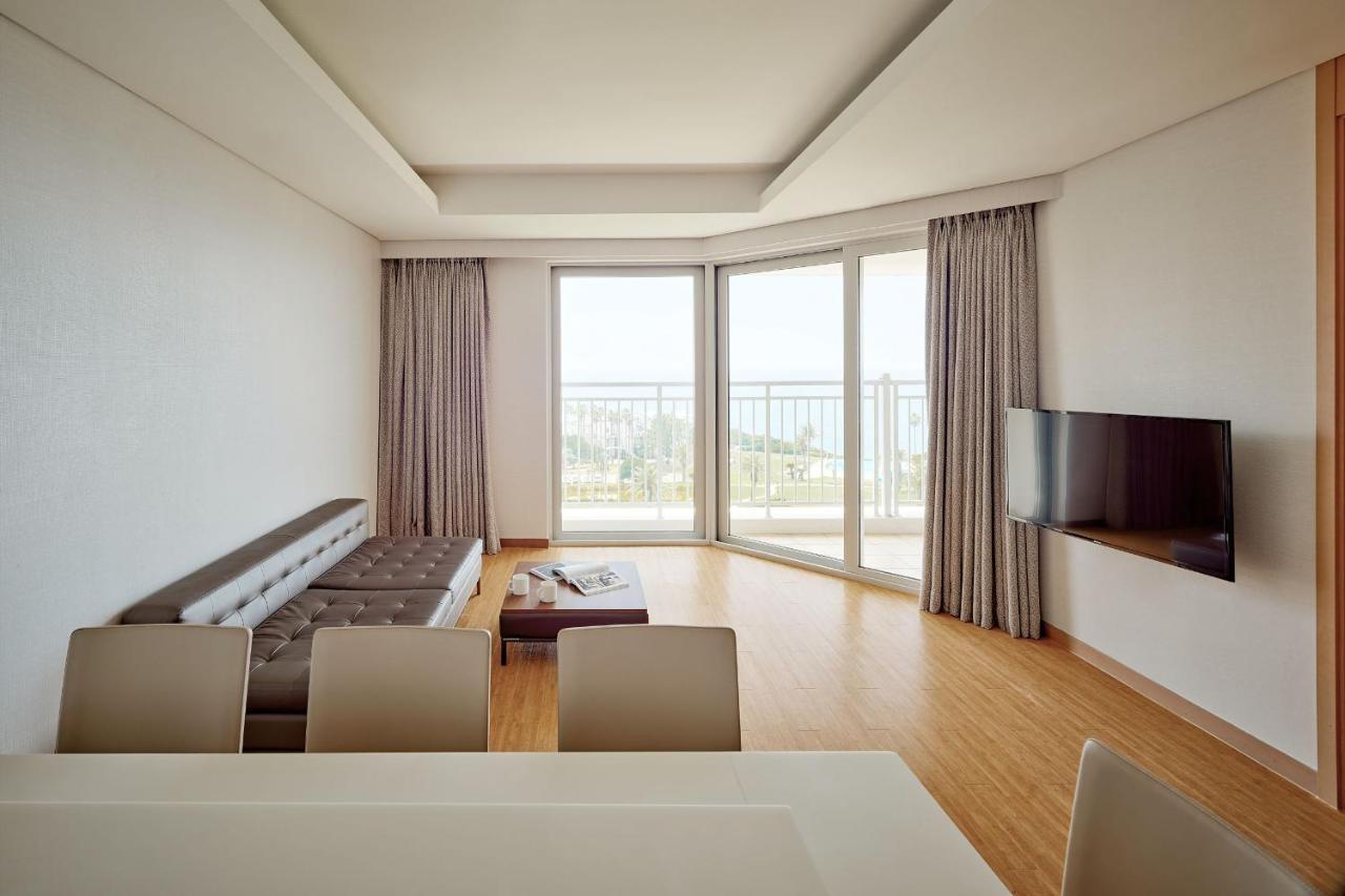 Hotel Sono Calm Jeju Seogwipo Zewnętrze zdjęcie