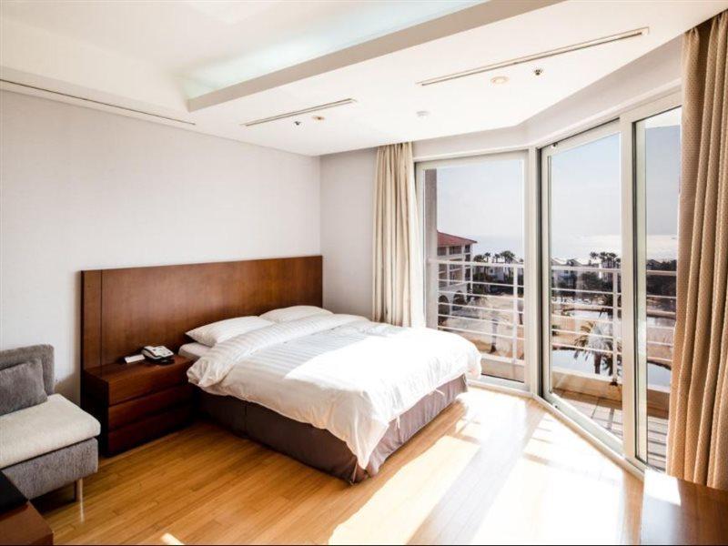 Hotel Sono Calm Jeju Seogwipo Zewnętrze zdjęcie