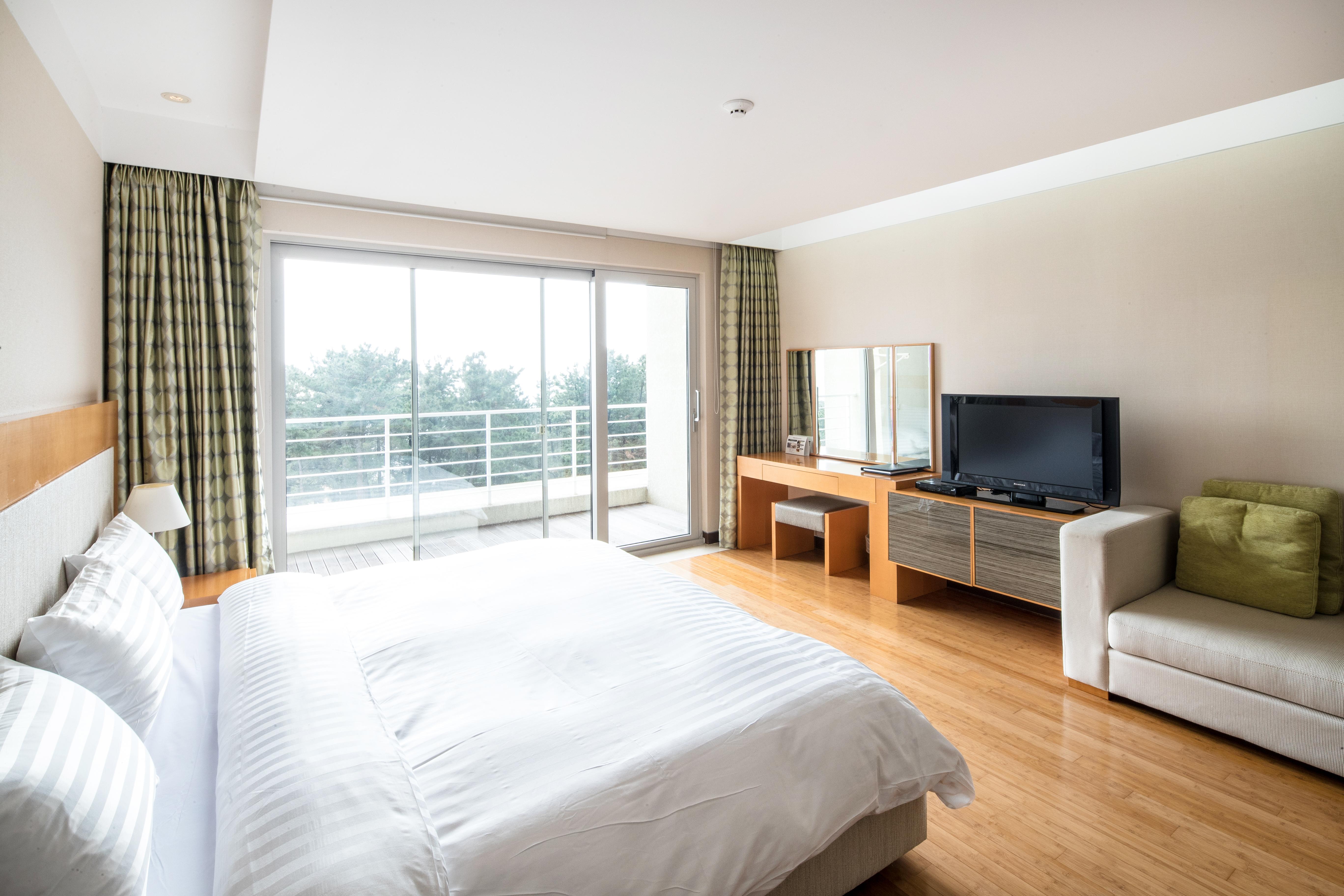 Hotel Sono Calm Jeju Seogwipo Zewnętrze zdjęcie