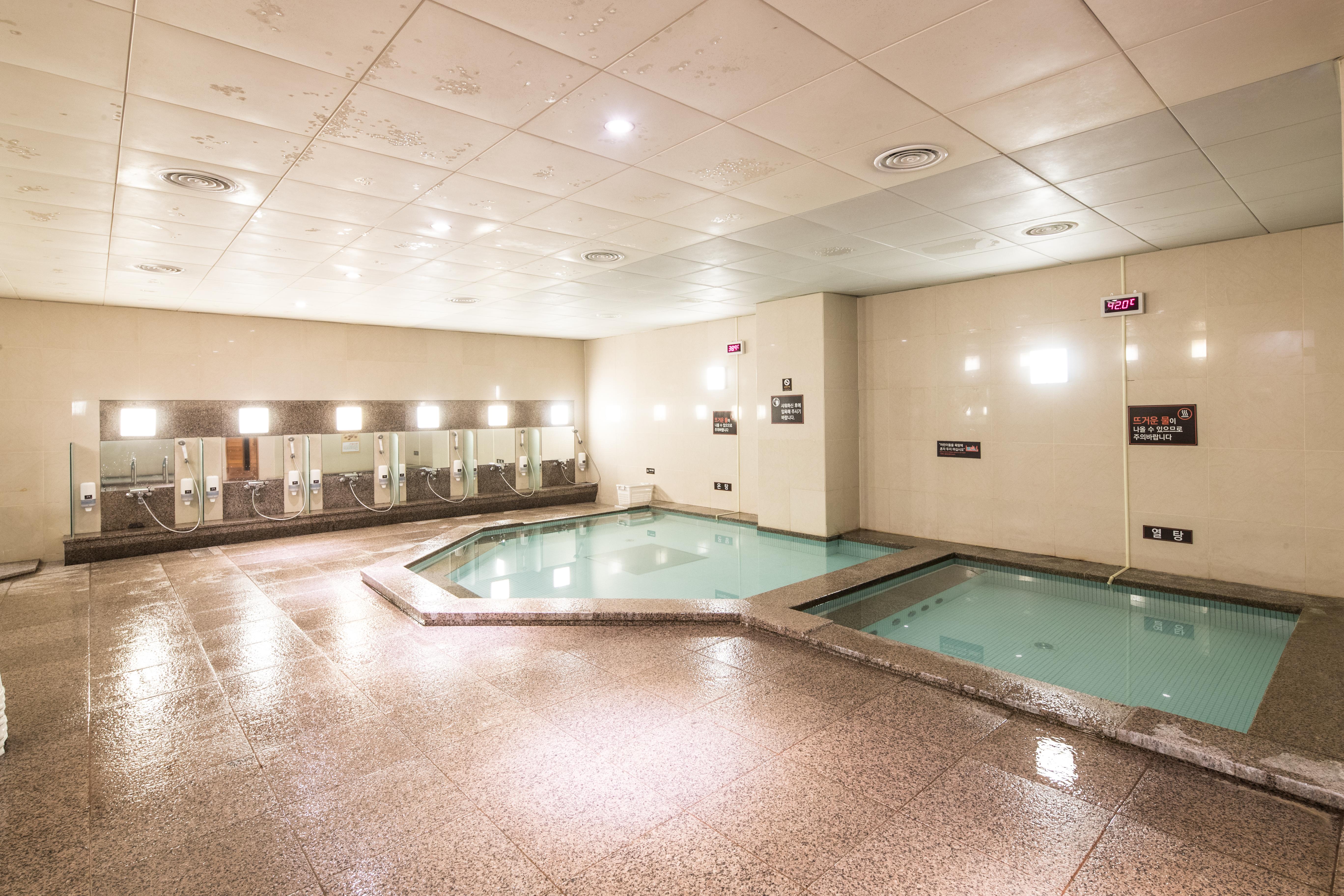 Hotel Sono Calm Jeju Seogwipo Zewnętrze zdjęcie