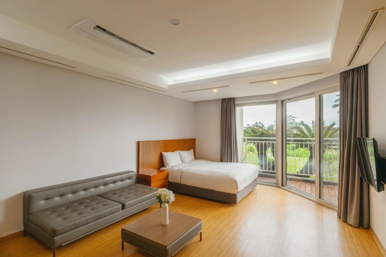 Hotel Sono Calm Jeju Seogwipo Zewnętrze zdjęcie