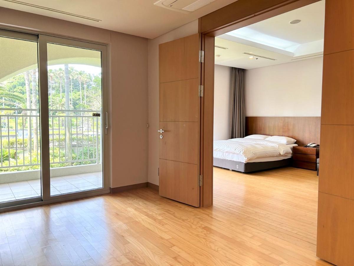 Hotel Sono Calm Jeju Seogwipo Zewnętrze zdjęcie