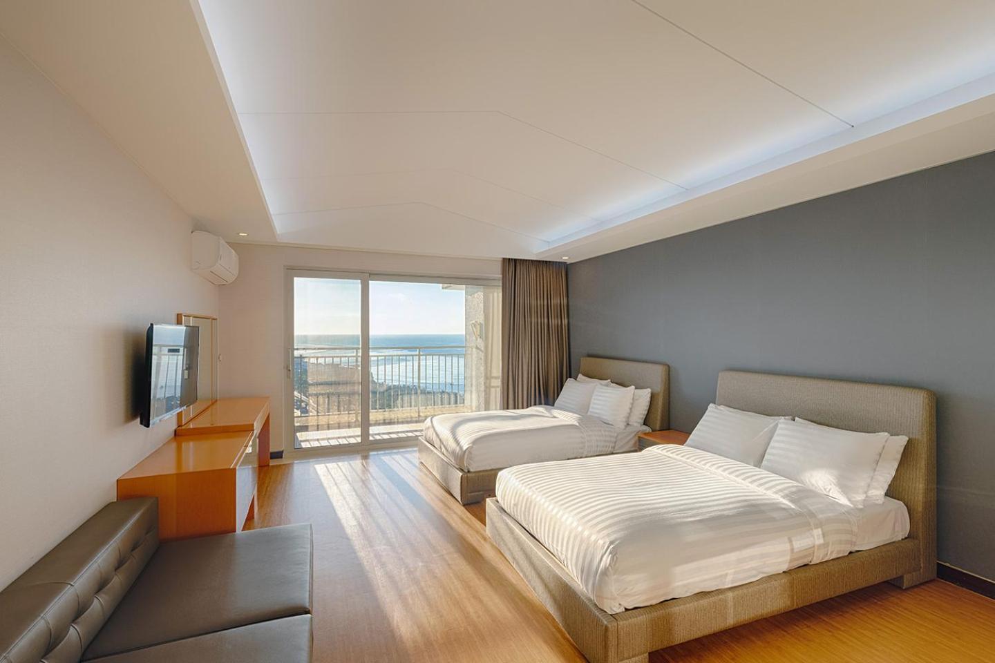 Hotel Sono Calm Jeju Seogwipo Zewnętrze zdjęcie